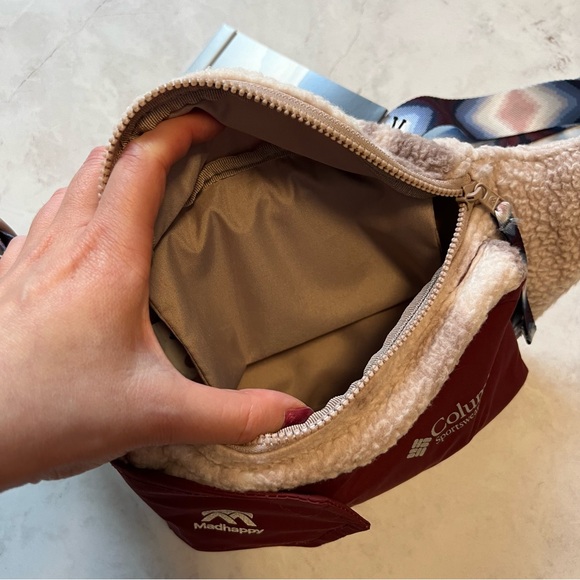 NWT Madhappy × Columbia Limited Edition Fleece XT Fanny Pack - Picture 7 of 12